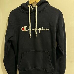 Champion Men's Navy Hoodie Sweater